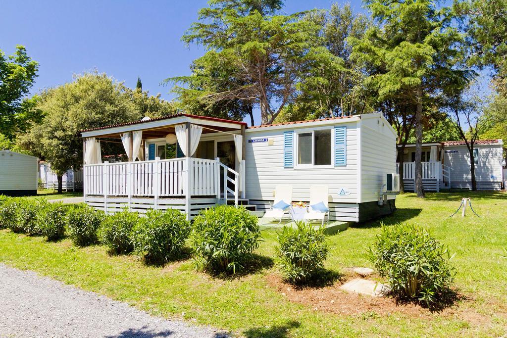 Quality Mobile Homes In Camping Kazela Медулин Екстериор снимка