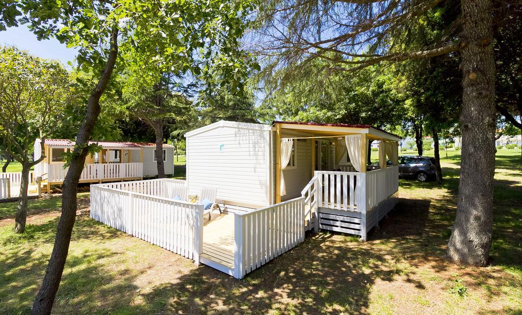 Quality Mobile Homes In Camping Kazela Медулин Екстериор снимка